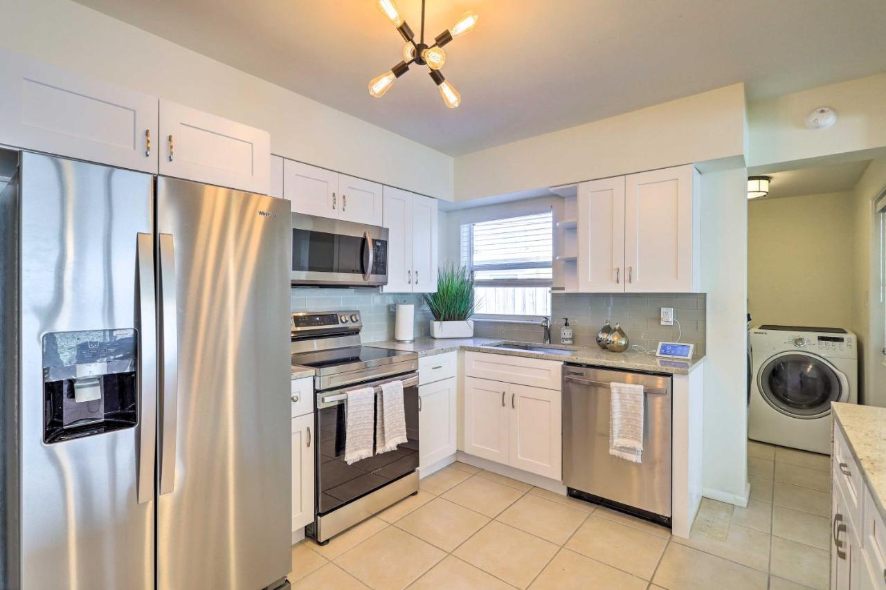 Cute And Cozy Florida Duplex Walk To Beaches! Cocoa Beach Luaran gambar